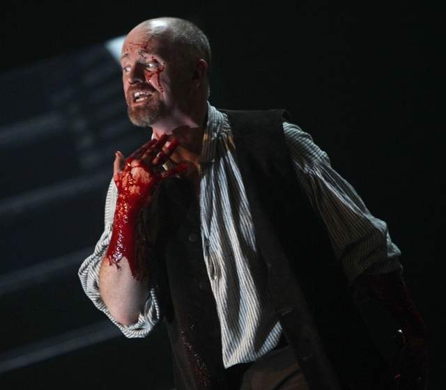 Aidan Kelly in the Abbey Theatre production of 'Macbeth' by William Shakespeare, directed by Jimmy Fay. Photo: Colm Hogan