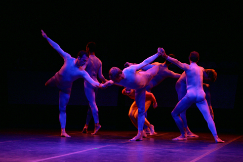 Chasing shadows: legacy and loss in contemporary dance 