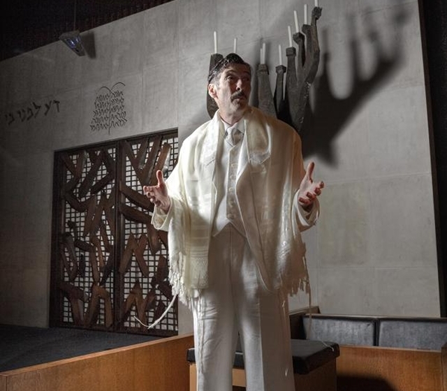 Lalor Roddy as Lev in Kabosh's production of 'This Is What We Sang'. Photo: Aidan Monaghan 
