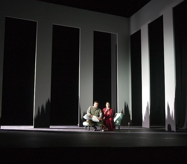 L-R: Bruno Caproni sings the role Macbeth & Michele Capalbo sings Lady Macbeth in Opera Ireland's production of Verdi's 'Macbeth'. Photo: Pat Redmond